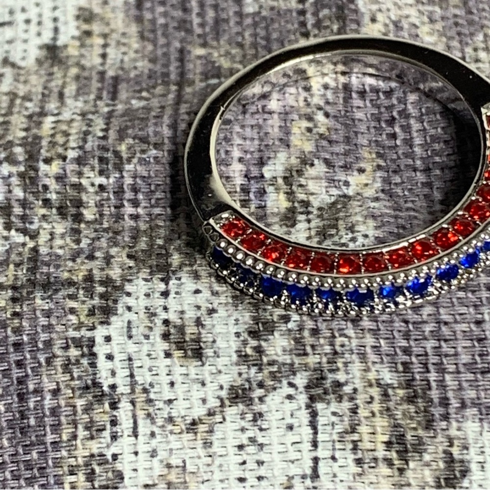 Brand New Patriotic Crystal Ring - Picture 10 of 10